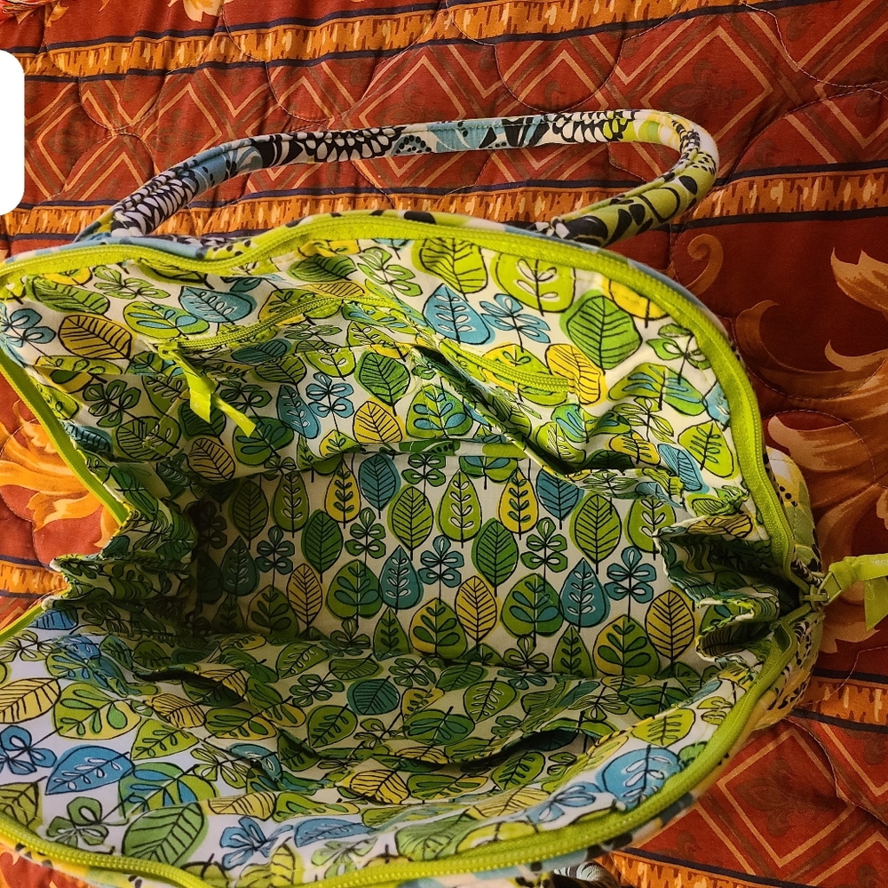 Vera Bradley Bowler Bag - Picture 3 of 3